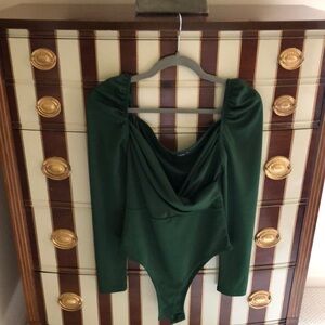 SHEIN Green Ruched Long Sleeve Bodysuit in size Medium unworn.